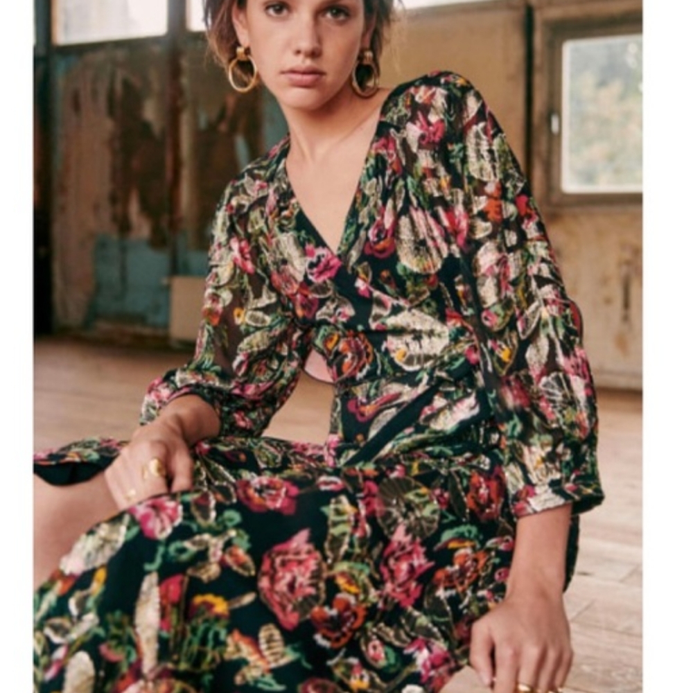 ISO Sezane Orchidee Dress